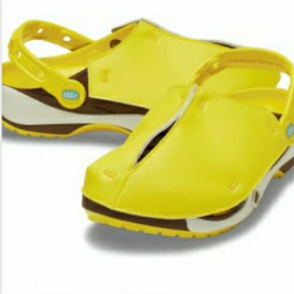 (New) Crocs Fortnite Peely Clogs (M8/W10) - Picture 3 of 4